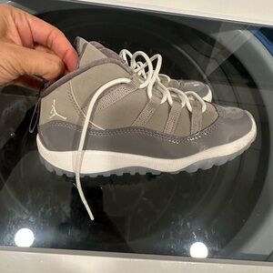 Jordan size 10 toddler - great condition